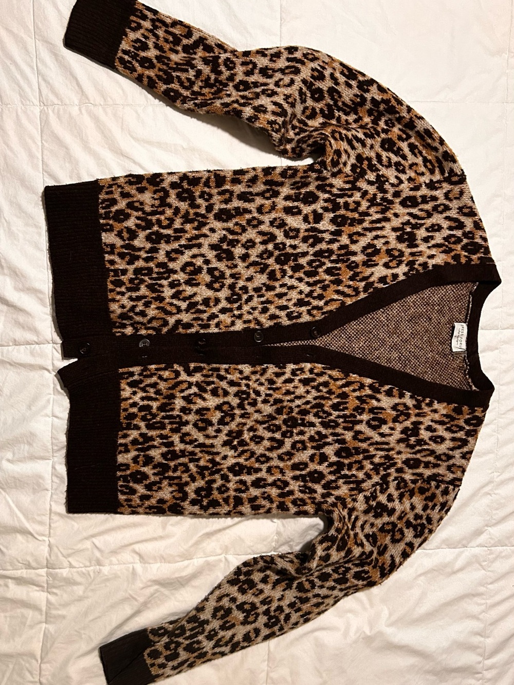 Dress Forum Leopard Print V-Neck Cardigan - Brown/Tan